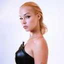 Veronique - artist photo