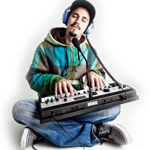 Caveman - Gabber artist photo