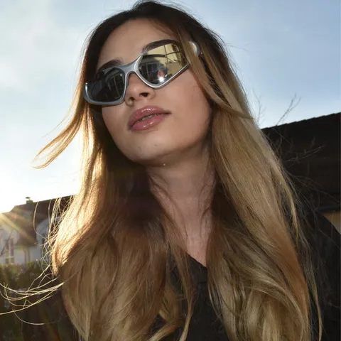 DJ Lillie - Techno artist photo