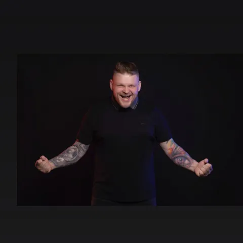Elov8 - Happy Hardcore artist photo