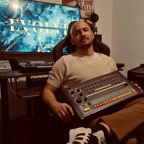Evolve - Hard Techno artist photo