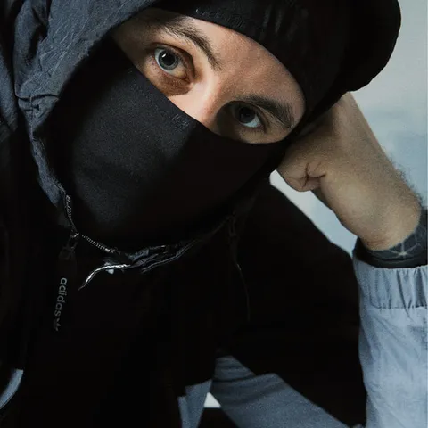 JOHNBOY - Tekno artist photo