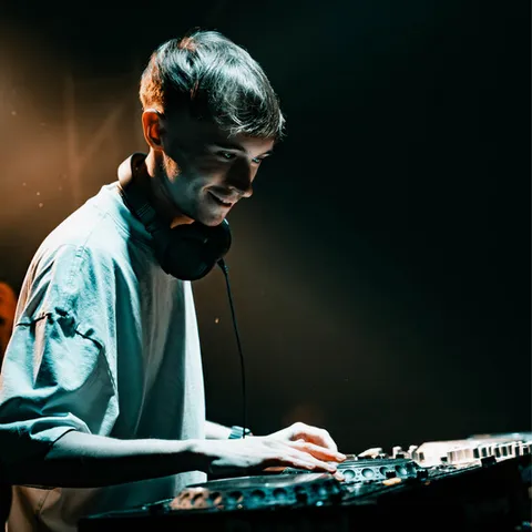 L-BT - Hard Techno artist photo