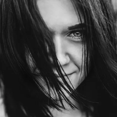 Lesia Karz - Acid Techno artist photo
