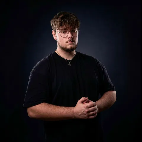 luvvtige - Deutscher Krach artist photo