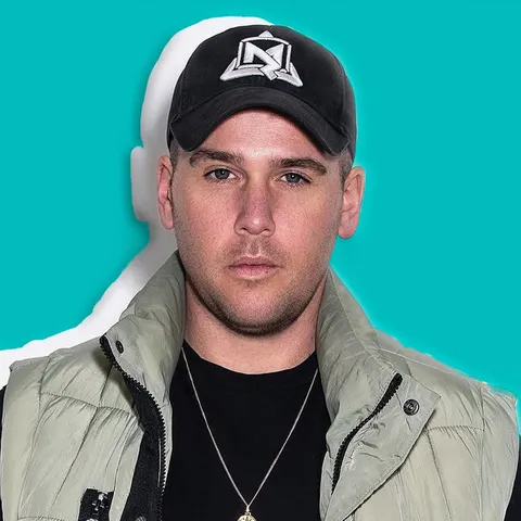 Mike Reverie - Happy Hardcore artist photo