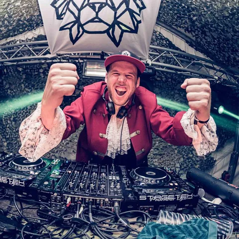 Mozhart - Hardstyle artist photo