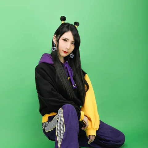 Photo of NATSUMI