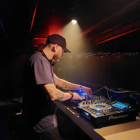Pyraxx - Gabber artist photo