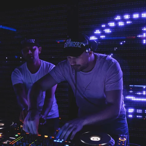The Strangerz - Rawstyle artist photo
