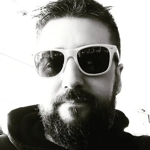 UZI - Acid Techno artist photo
