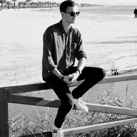 VENNE - Tekno artist photo