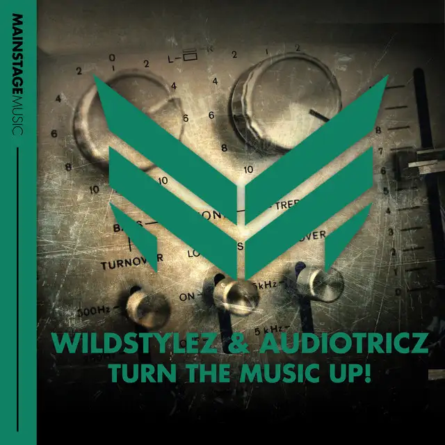 Turn The Music Up! by Wildstylez, Audiotricz - Hardstyle cover art